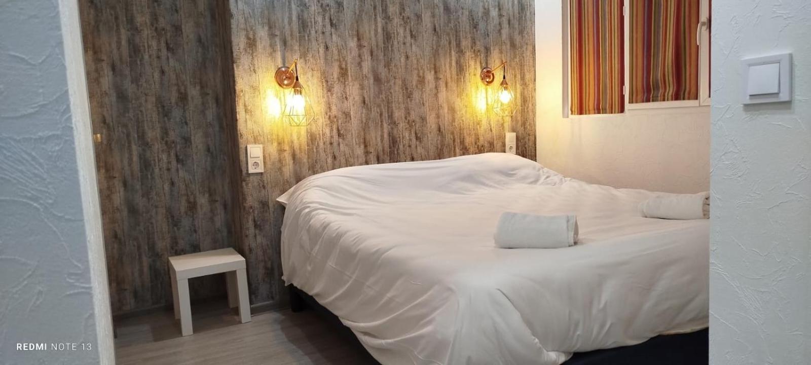 Garabit Hotel Anglards de Saint Flour Exterior foto
